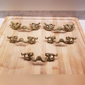 Set of 5 Vintage French Provincial Style Drawer Pulls Brass Tone
